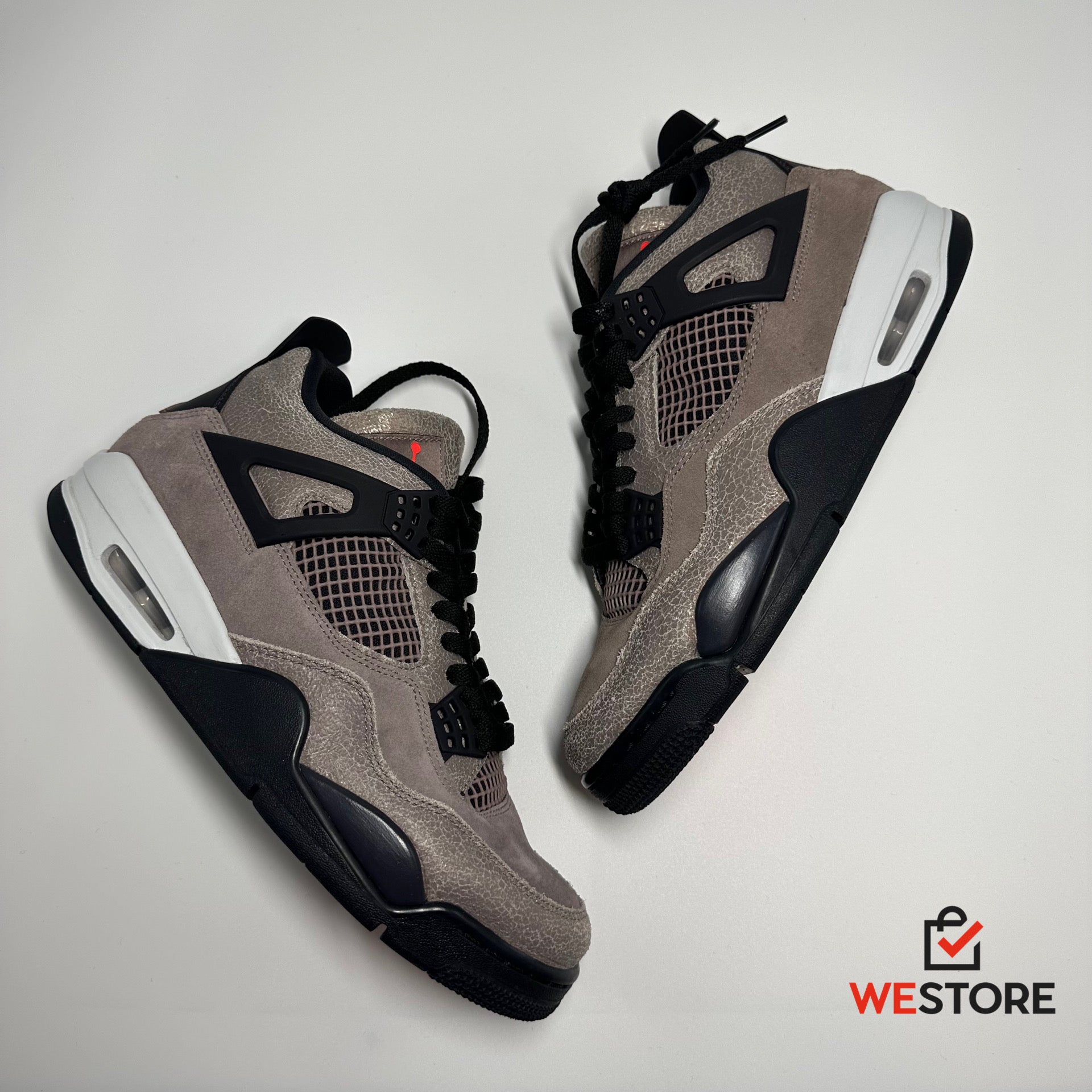 Us 9 / Eu 42.5 Jordan 4 Taupe Haze