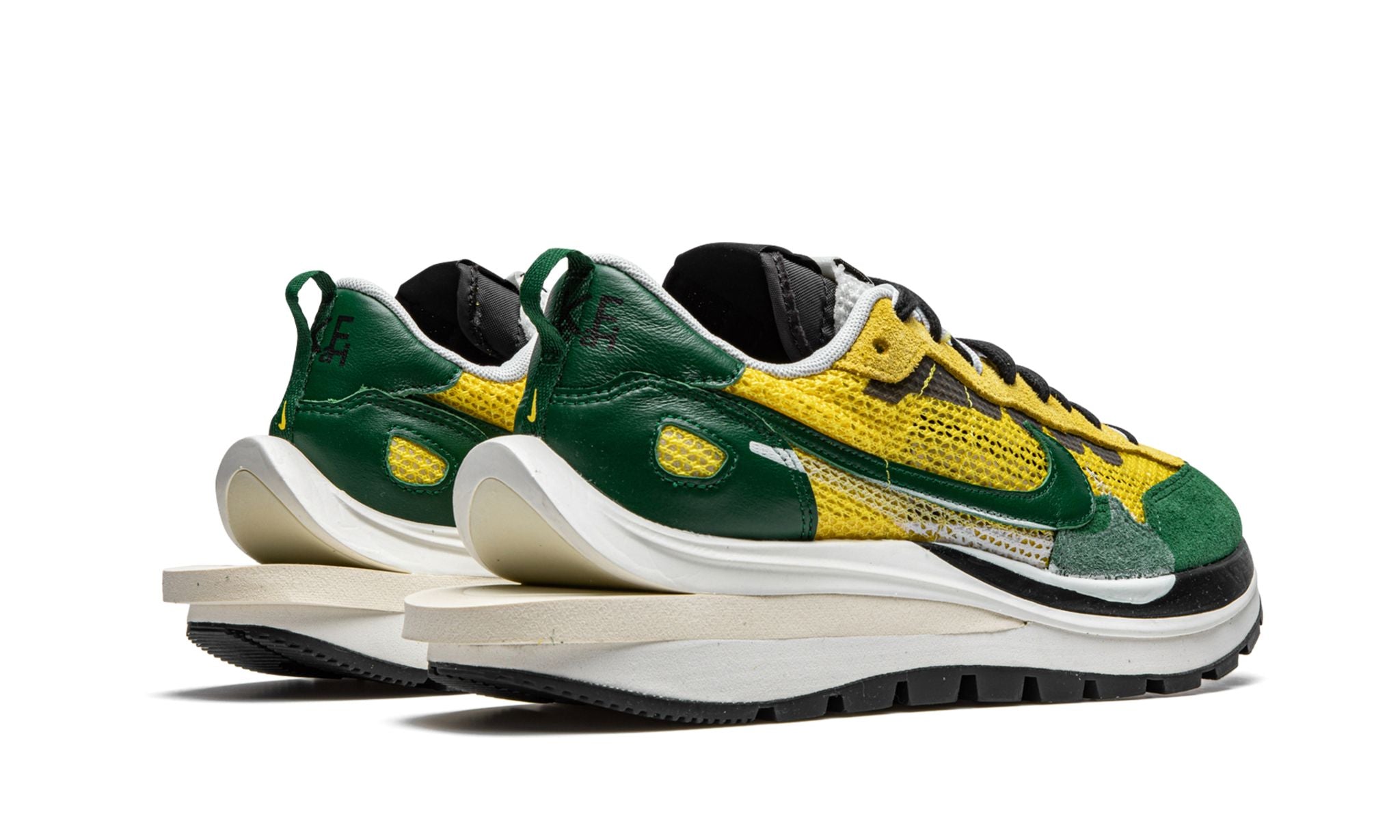 Nike Vaporwaffle sacai Tour Yellow Stadium Green